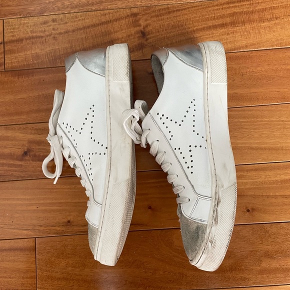 Steve Madden Rezume Sneakers - Picture 9 of 14